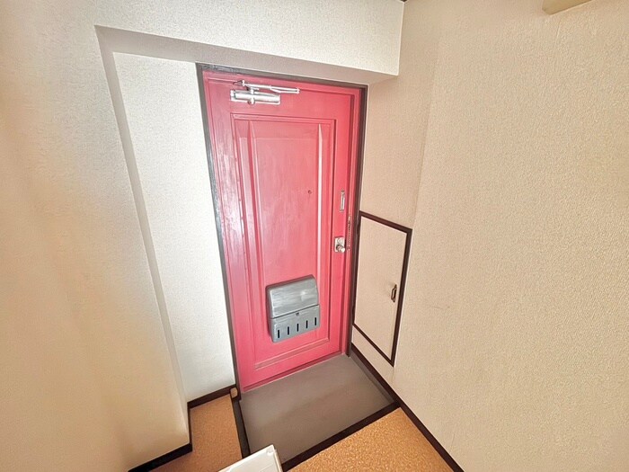 物件内観写真19　(玄関)