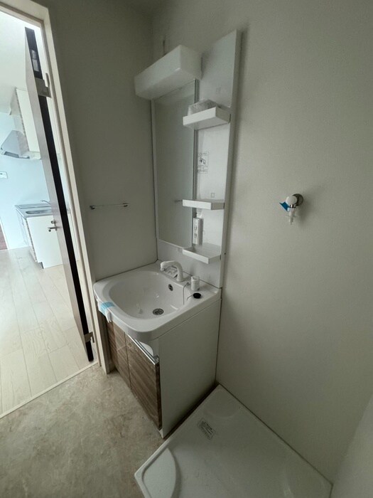 物件内観写真12　(洗面)