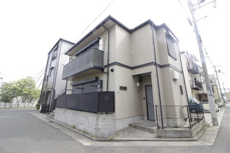 フレグランス海運外観写真