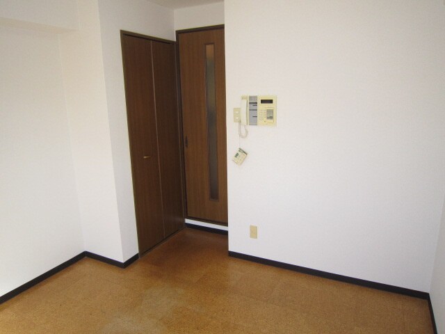 物件内観写真15　(居室)