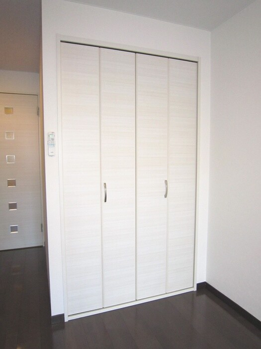 物件内観写真9　(収納)