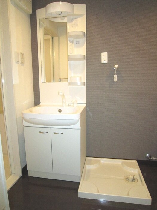 物件内観写真11　(洗面)