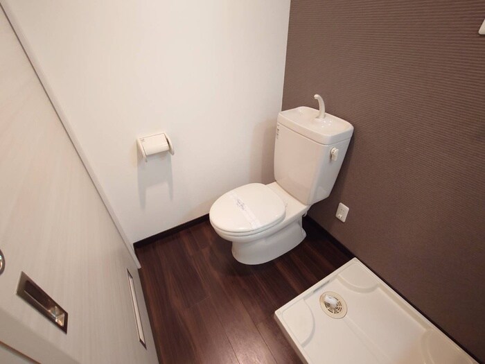 物件内観写真14　(トイレ)