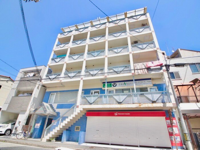 物件外観写真6　(外観写真)