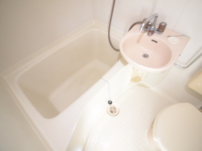 物件内観写真12　(バス／シャワールーム等)