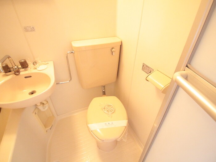 物件内観写真13　(トイレ)