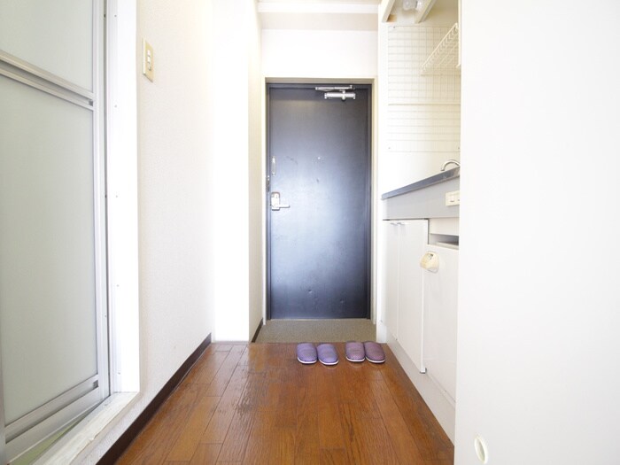 物件内観写真14　(廊下)