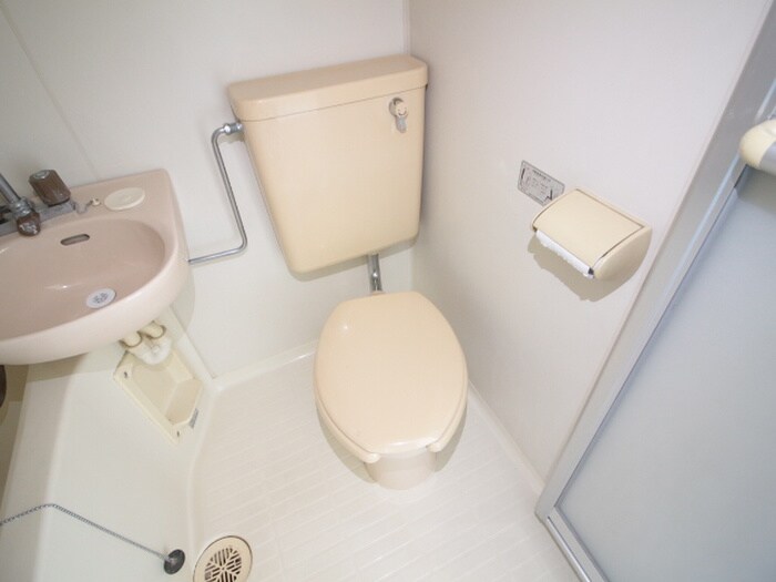 物件内観写真15　(トイレ)