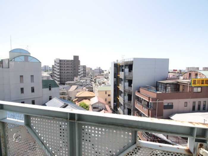 物件内観写真20　(室内からの展望)