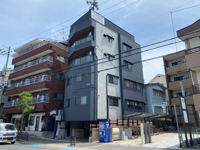 リベラル都丘の物件外観写真