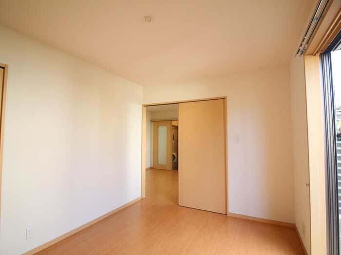 物件内観写真17　(居室)