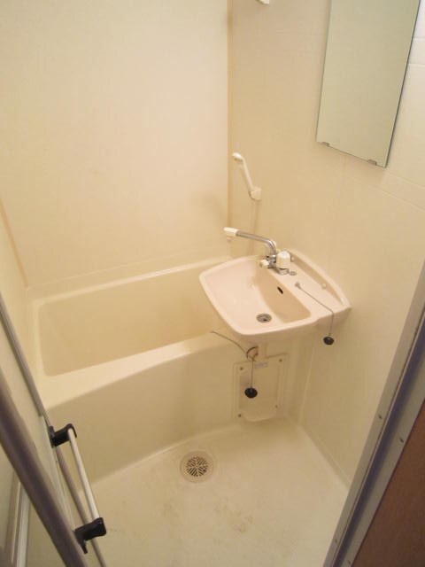 物件内観写真9　(バス／シャワールーム等)