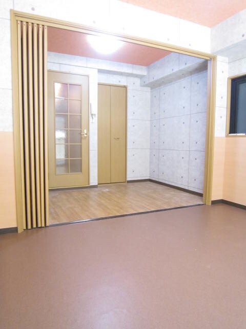 物件内観写真15　(居室)