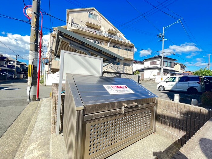 物件外観写真4　(建物設備)