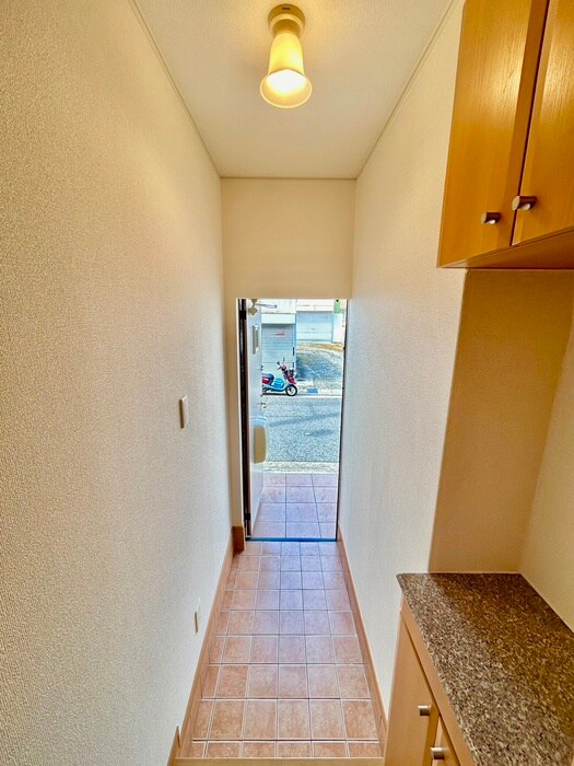 物件内観写真19　(玄関)