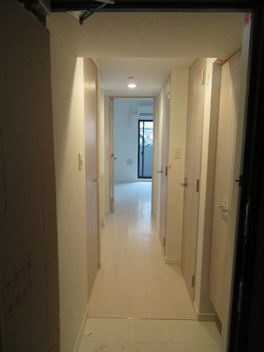 物件内観写真19　(廊下)