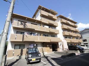 エス・テラス桂外観写真