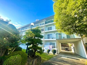 ハイツ岩園アルン外観写真