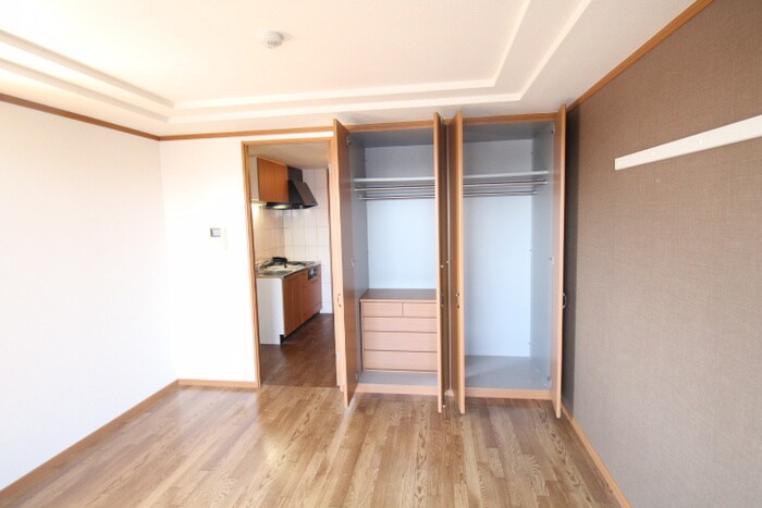 物件内観写真16　(収納)