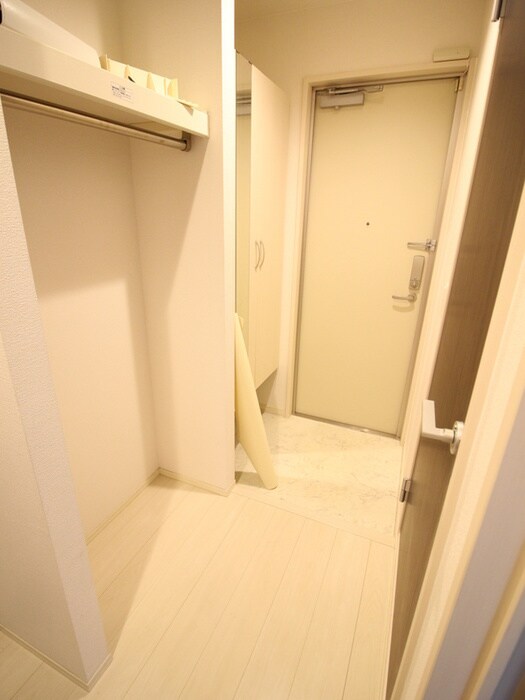 物件内観写真18　(収納)