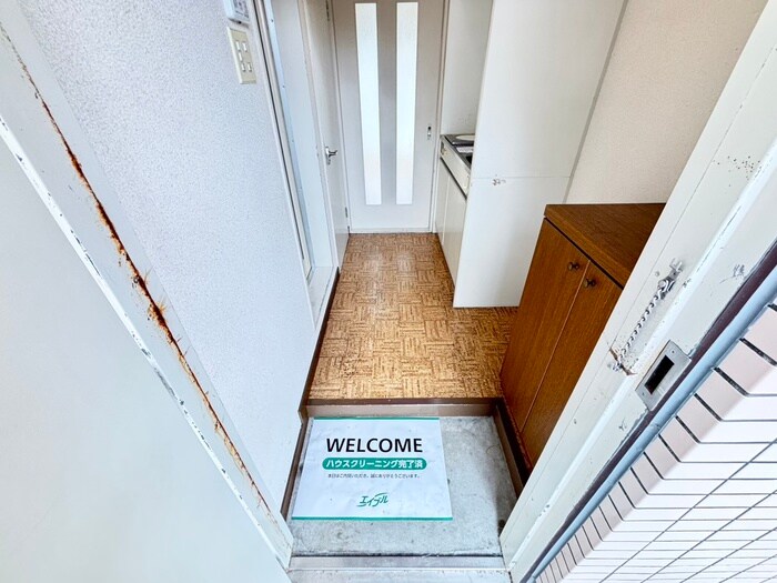 コーポ牧の玄関