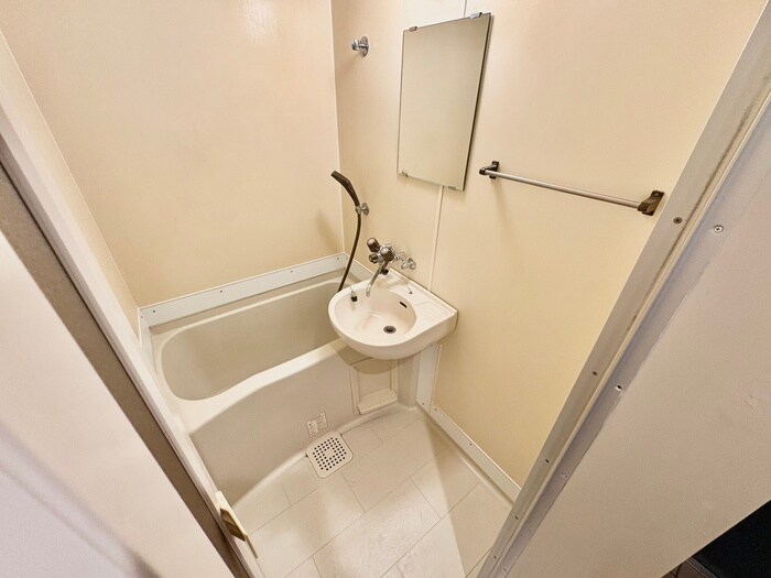 物件内観写真10　(バス／シャワールーム等)