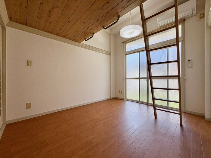 物件内観写真16　(居室)