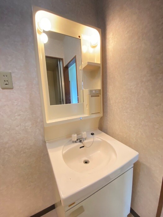 物件内観写真10　(洗面)