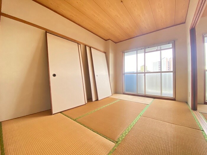 物件内観写真15　(居室)