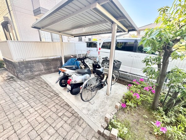 駐輪場