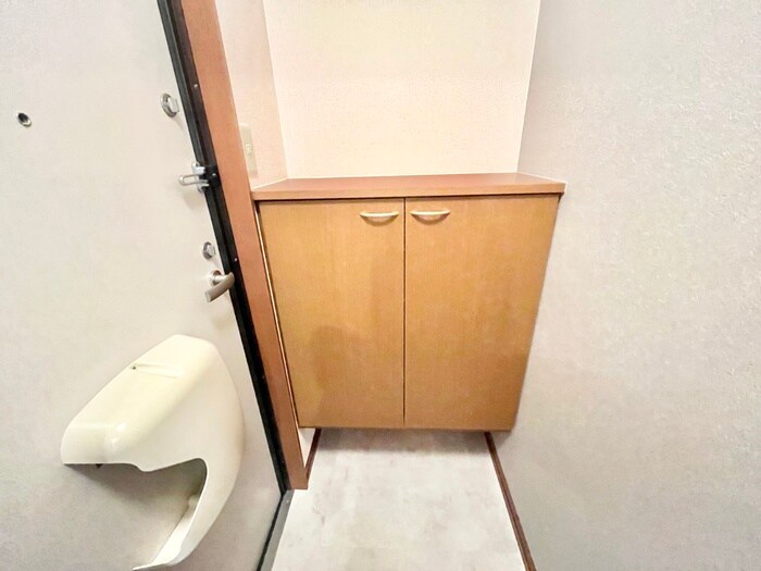 物件内観写真18　(靴箱)