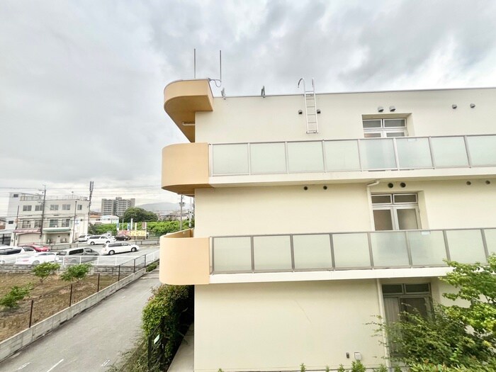 物件内観写真22　(室内からの展望)