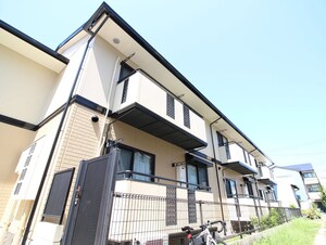 ハイツ平成外観写真