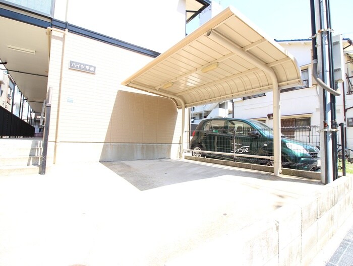 物件外観写真2　(駐輪場)