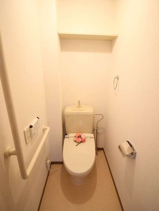 物件内観写真14　(トイレ)