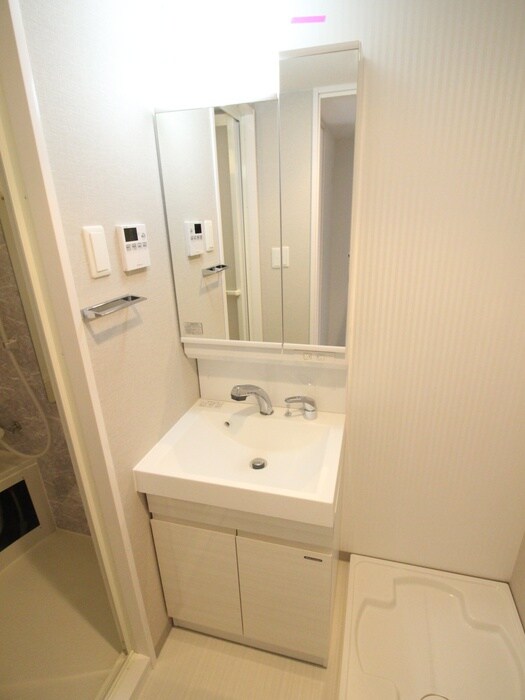 物件内観写真9　(洗面)