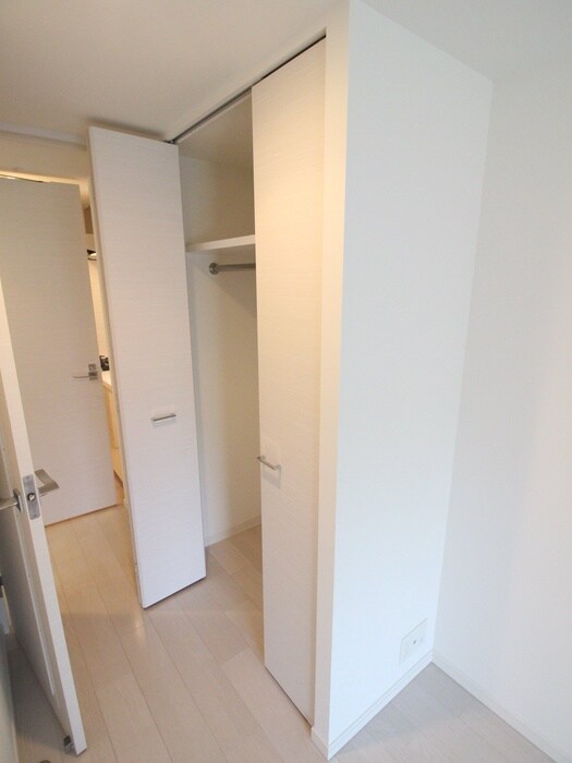 物件内観写真15　(収納)