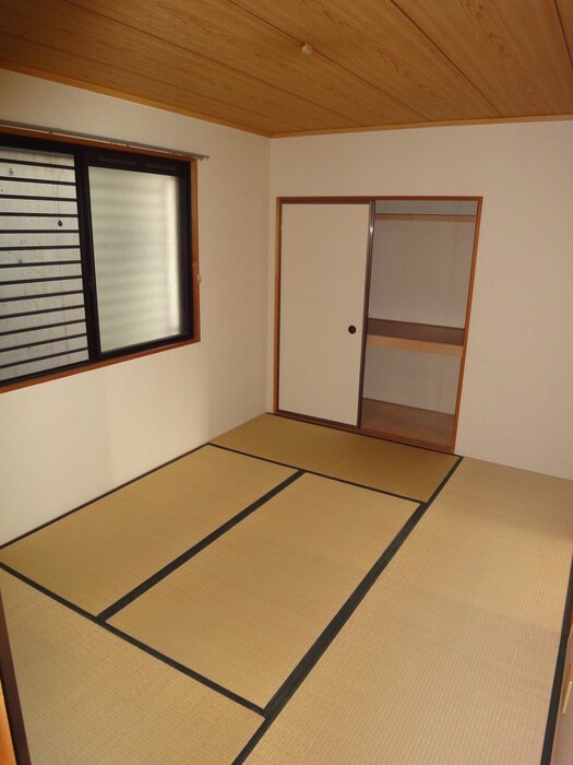 物件内観写真9　(居室)