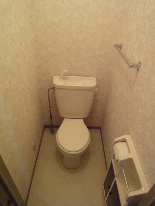 物件内観写真10　(トイレ)