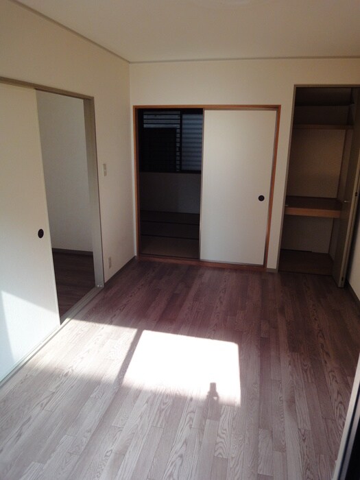 物件内観写真13　(居室)