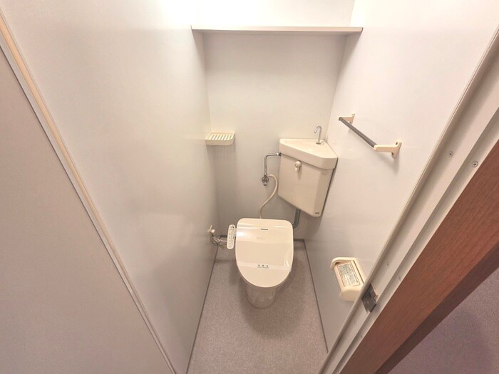 物件内観写真11　(トイレ)