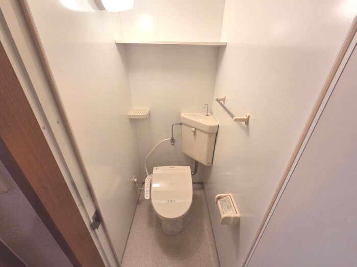 物件内観写真11　(トイレ)