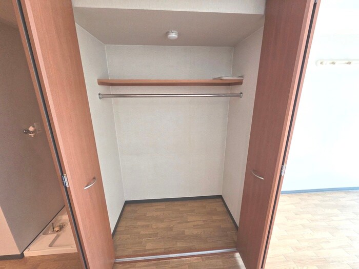 物件内観写真15　(収納)