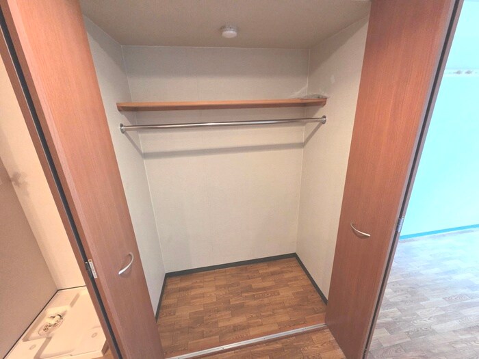 物件内観写真15　(収納)