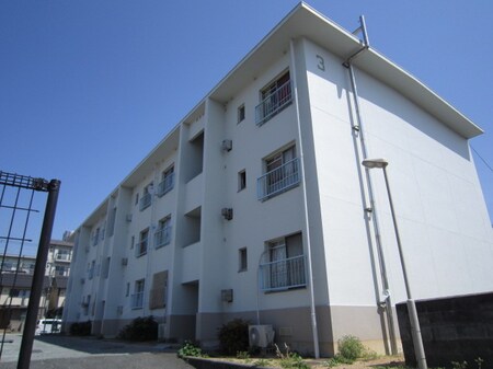垂水農住団地３号棟外観写真