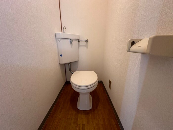 物件内観写真11　(トイレ)