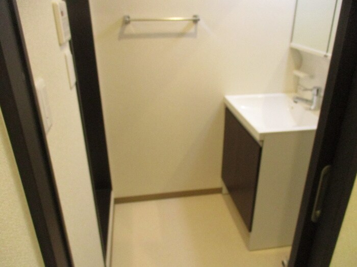 物件内観写真15　(洗面)