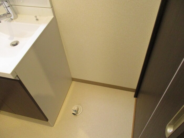 物件内観写真19　(洗濯機置場)