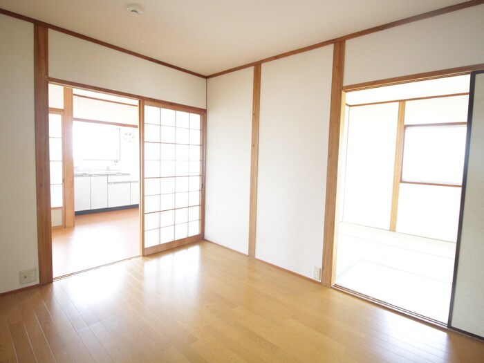 物件内観写真9　(居室)