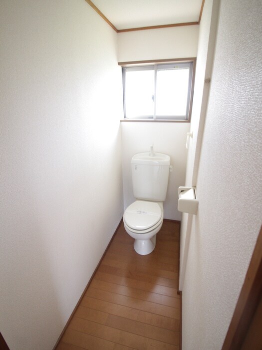 物件内観写真12　(トイレ)